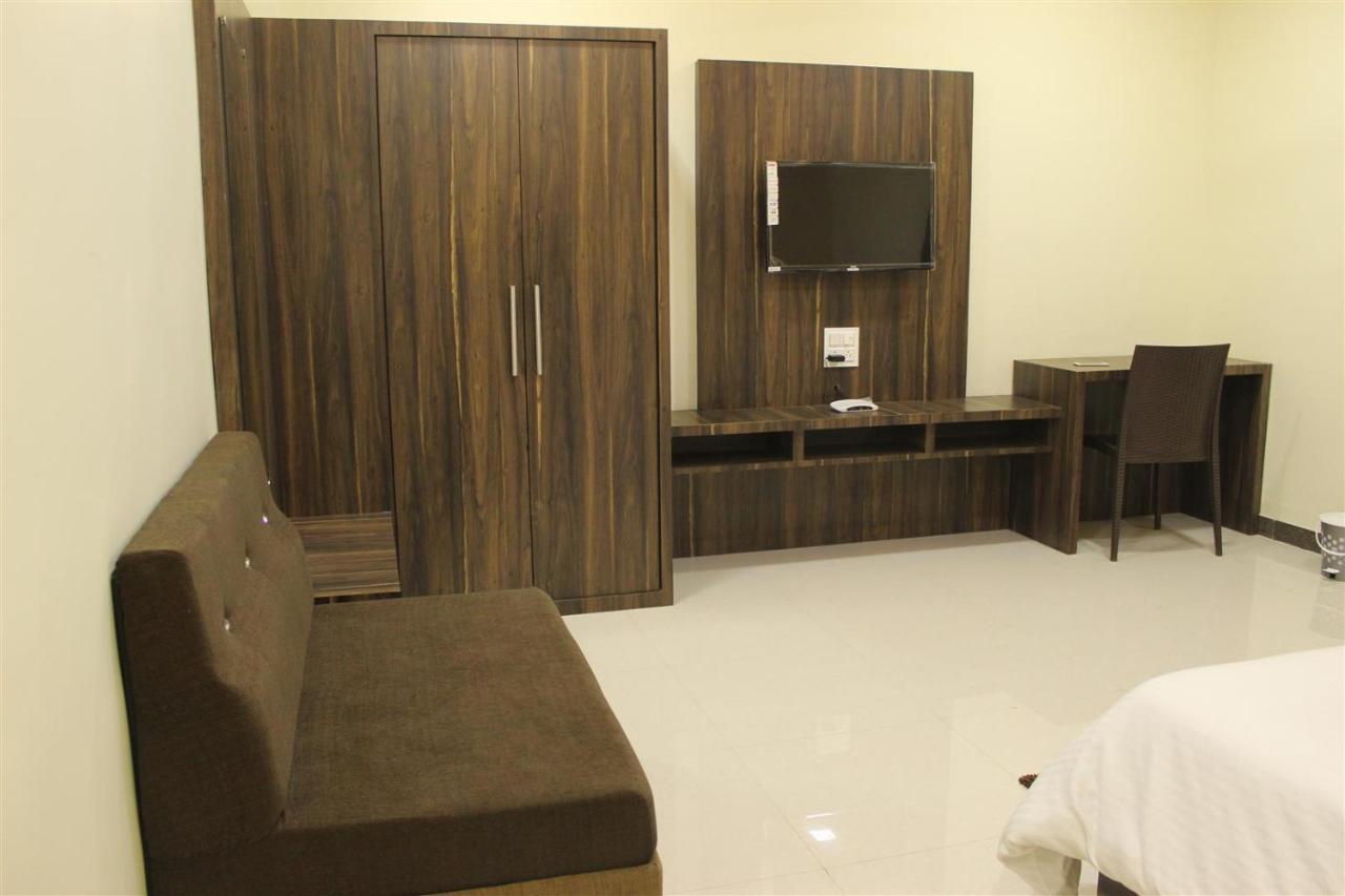 Hotel Shri Sharanam Maheshwar Ngoại thất bức ảnh
